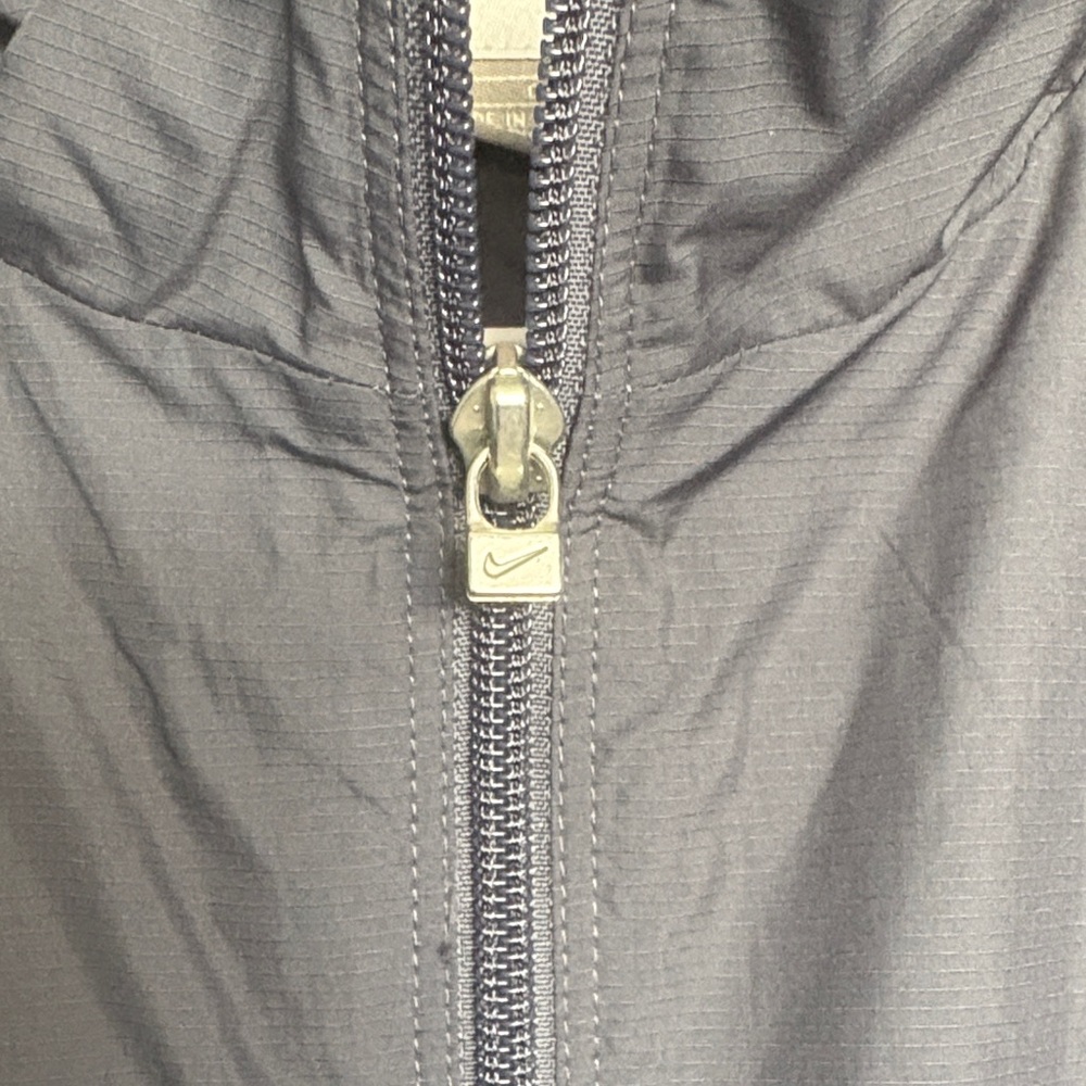 Nike Men's Gray Windbreaker with White Stripes - Picture 3 of 5